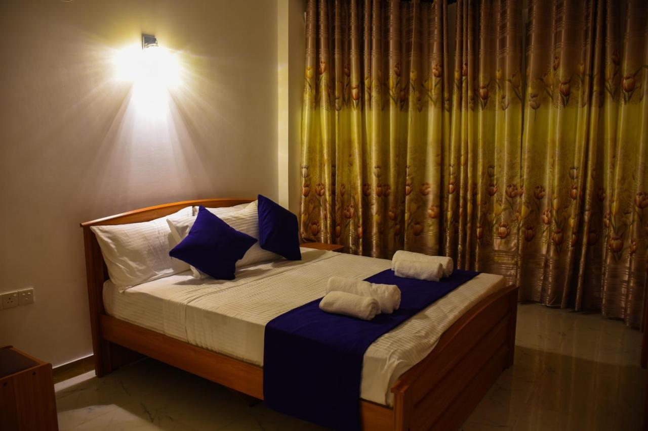 Aqua Glory Hotel Negombo Exterior foto